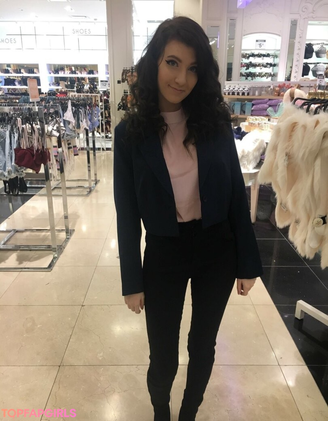 Photo nue de fuite OnlyFans de Elizabeth Reed #1559
