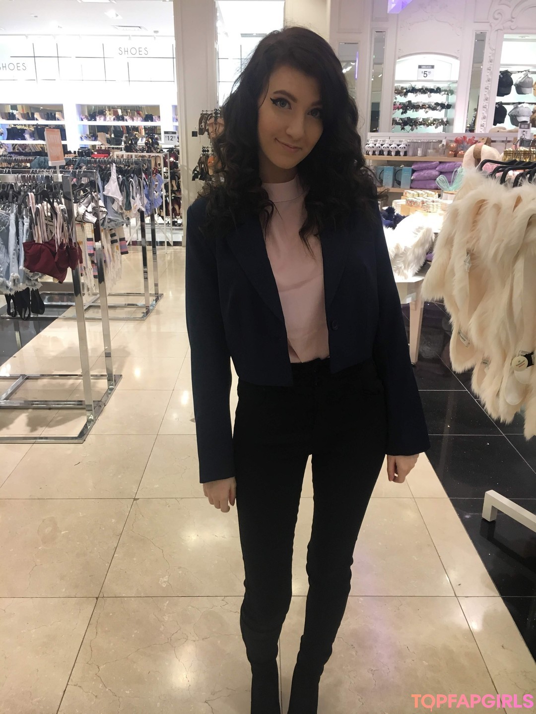 Photo nue de fuite OnlyFans de Elizabeth Reed #455