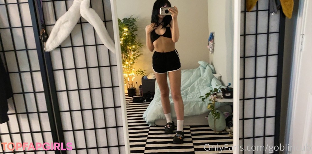 Photo nue de fuite OnlyFans de Goblincub #1571