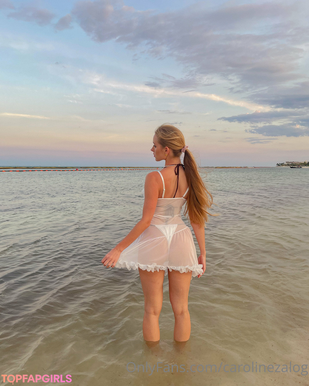 Photo nue de fuite OnlyFans de Caroline Zalog #55