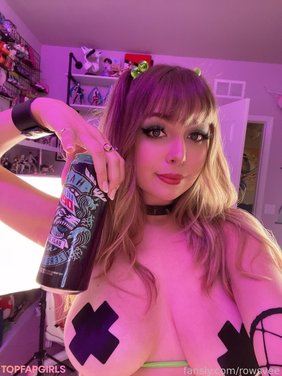 Photo nue de fuite OnlyFans de Rowsvee #37