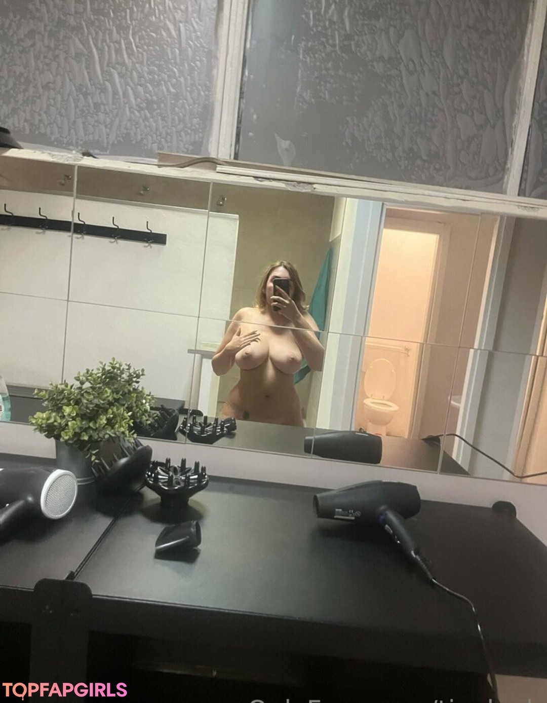 Photo nue de fuite OnlyFans de Tinyleah #151