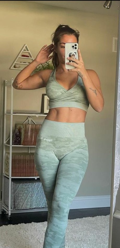 Tori_Deal