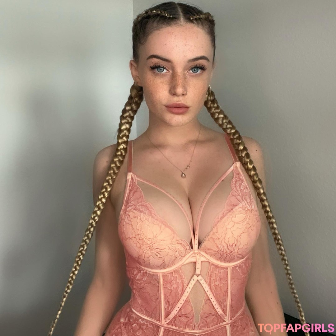 Photo nue de fuite OnlyFans de Elenas Caprice #14