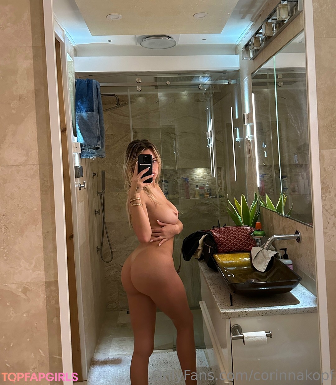 Photo nue de fuite OnlyFans de Corinna Kopf #131
