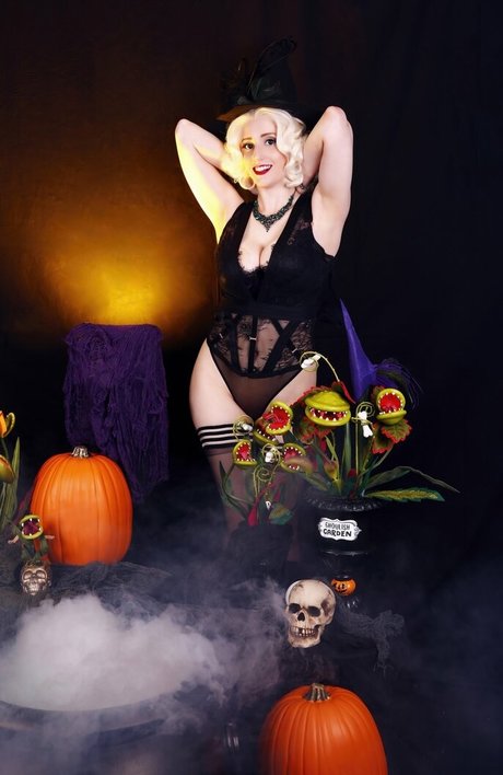 Abby Dark star
