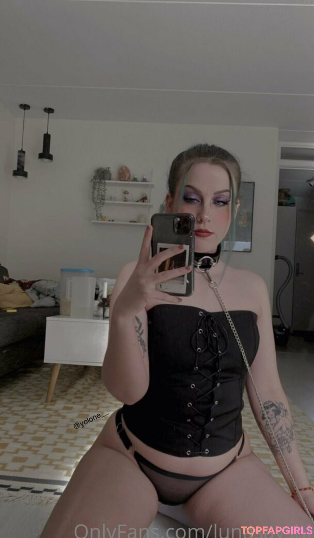 Photo nue de fuite OnlyFans de Lunasayshi #19