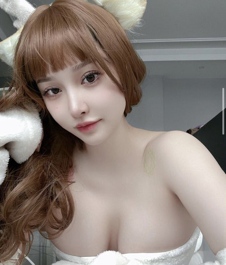 Hitomi Songyuxin