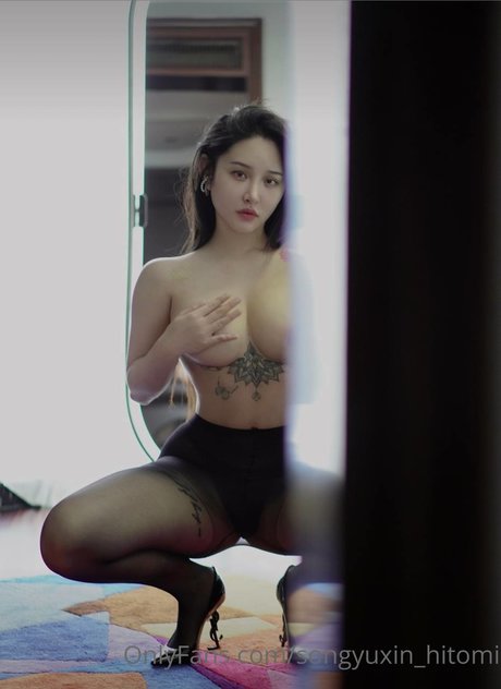 Hitomi Songyuxin