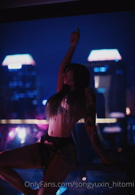 Hitomi Songyuxin