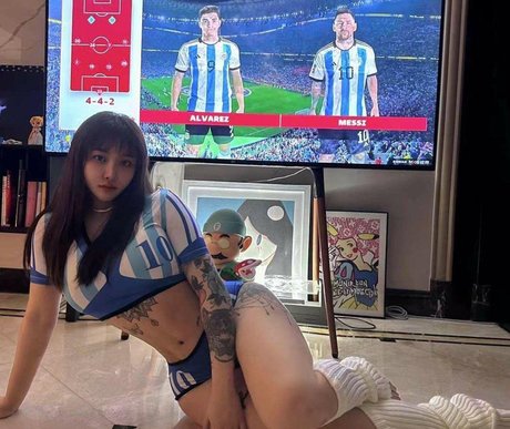 Hitomi Songyuxin