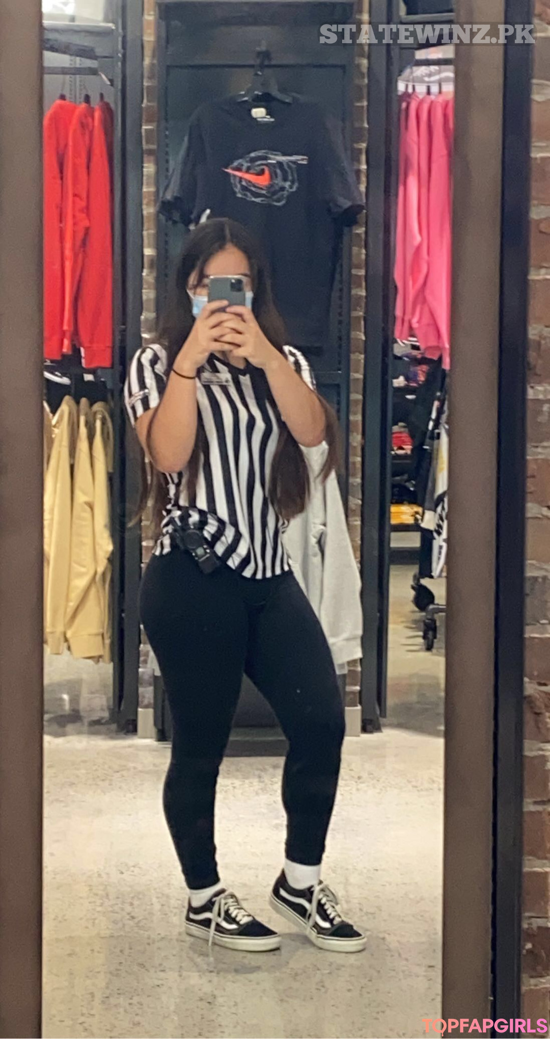 Photo nue de fuite OnlyFans de Eliza Chau #102
