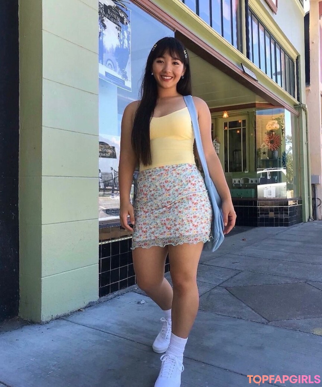 Photo nue de fuite OnlyFans de Eliza Chau #304