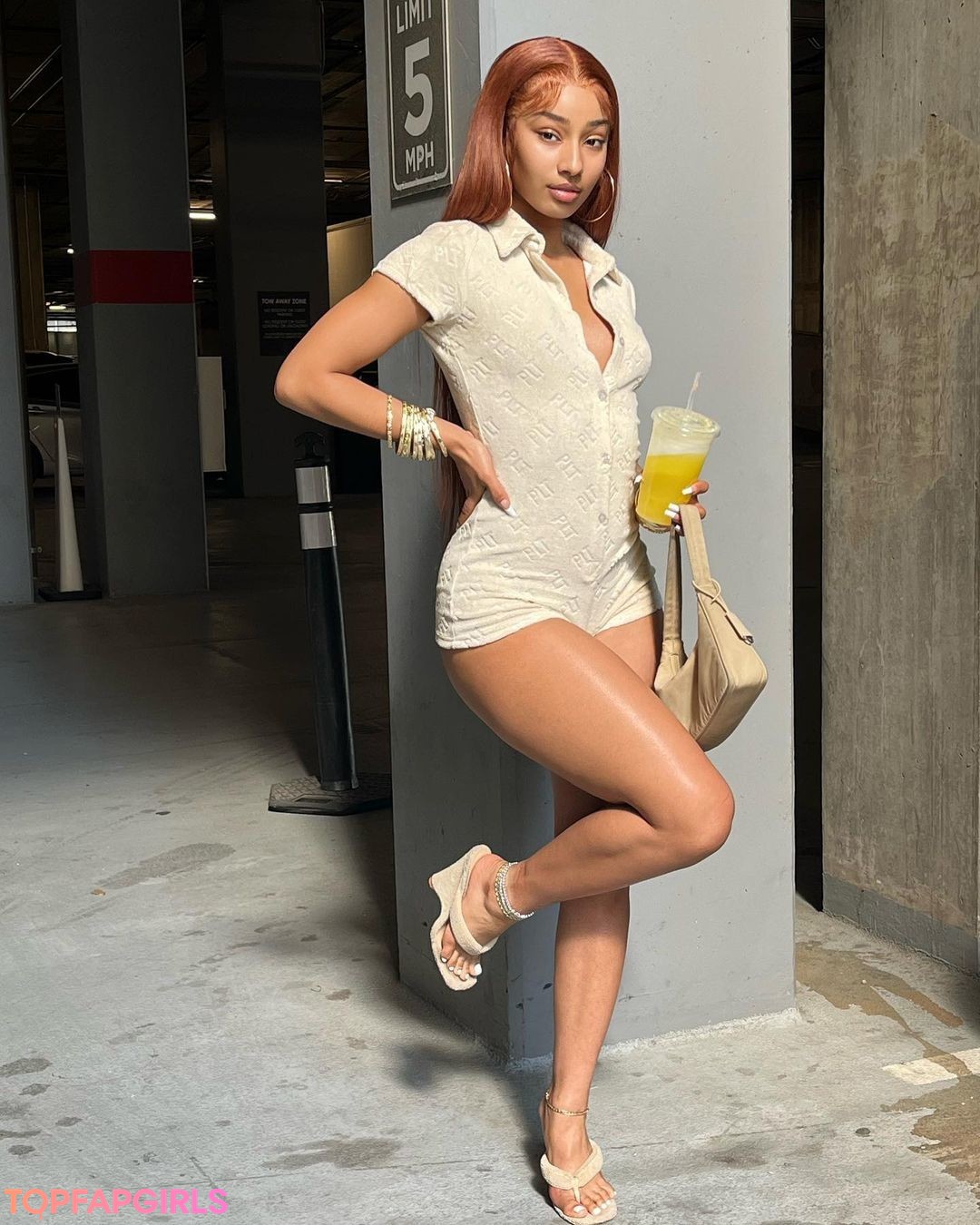 Photo nue de fuite OnlyFans de Rubixrose #60