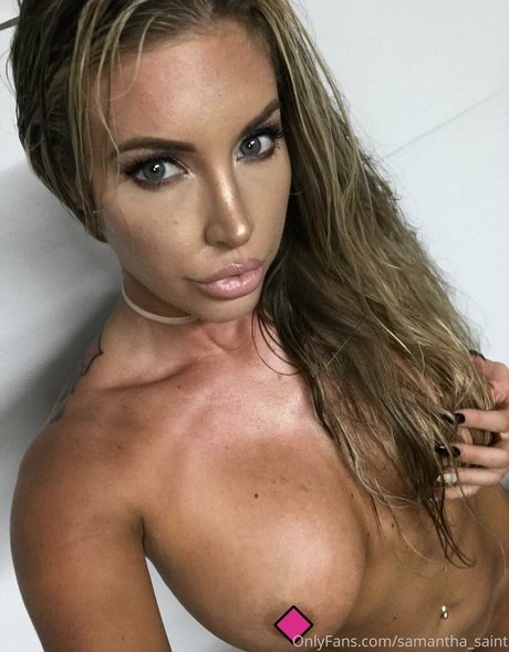 Photo nue de fuite OnlyFans de Samantha Saint