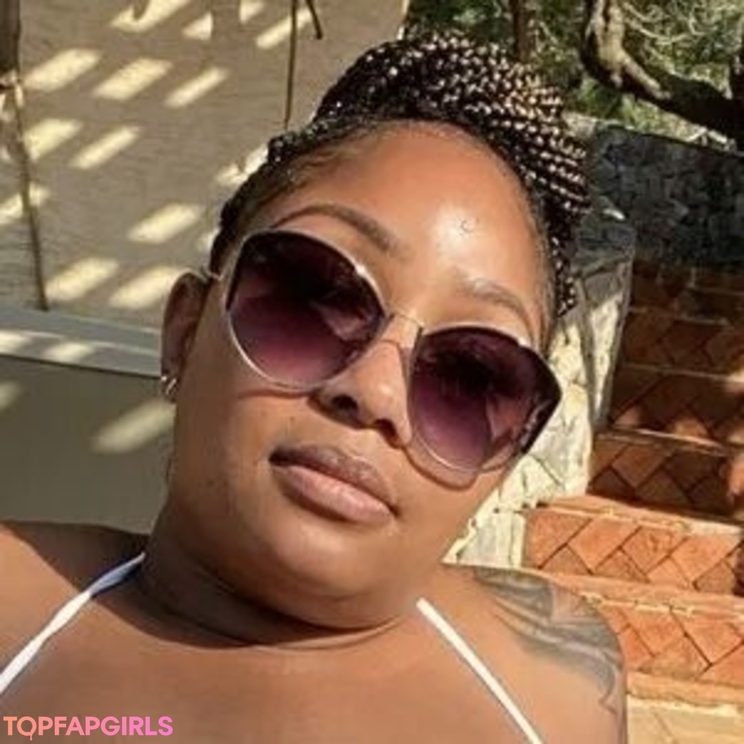 Photo nue de fuite OnlyFans de Eatmahkandy #71