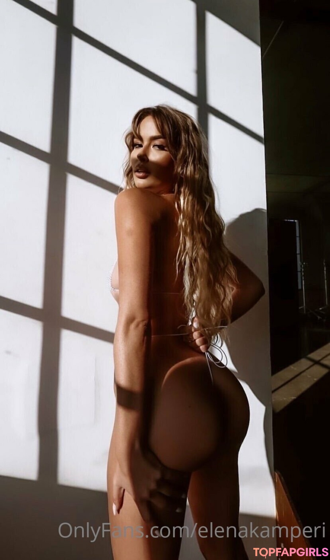 Photo nue de fuite OnlyFans de Elena Kamperi #203