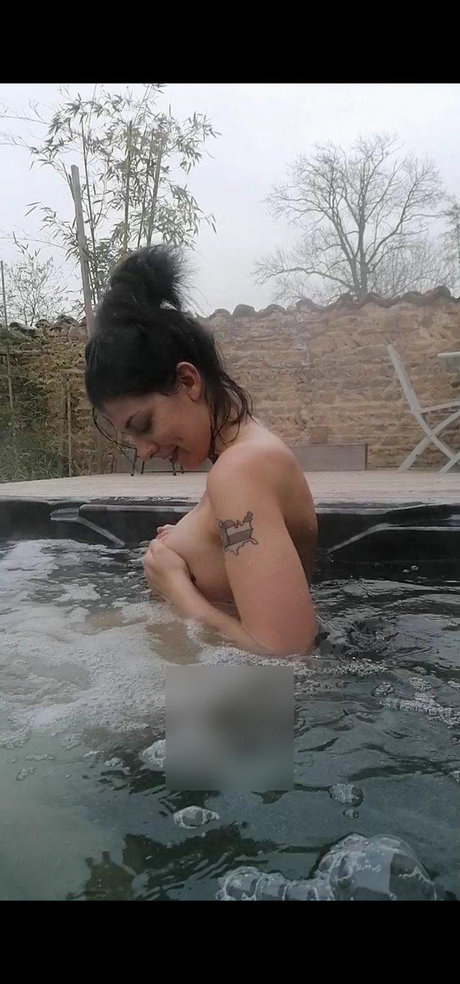 Loveboobs