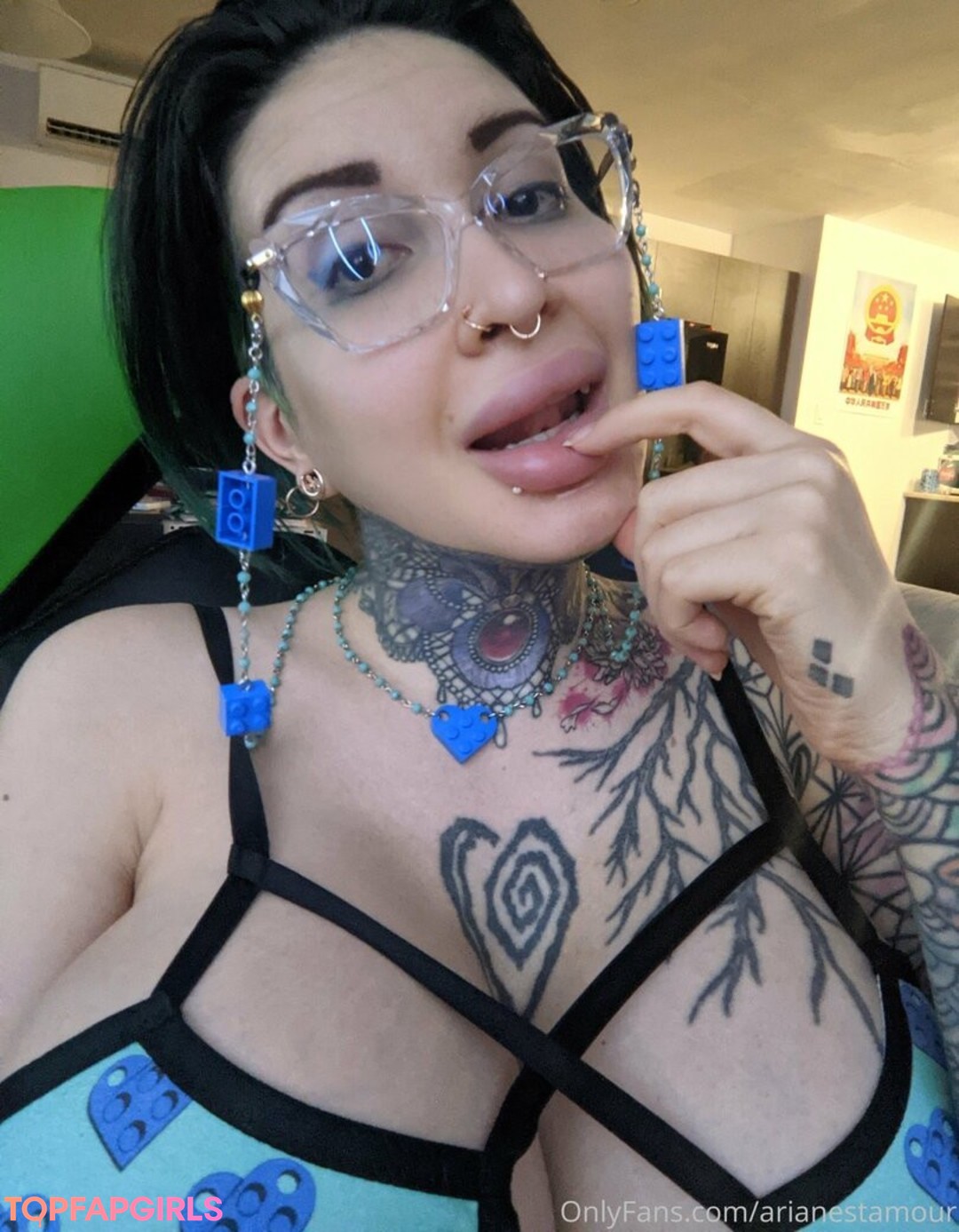 Photo nue de fuite OnlyFans de Ariane Saint Amour #1252