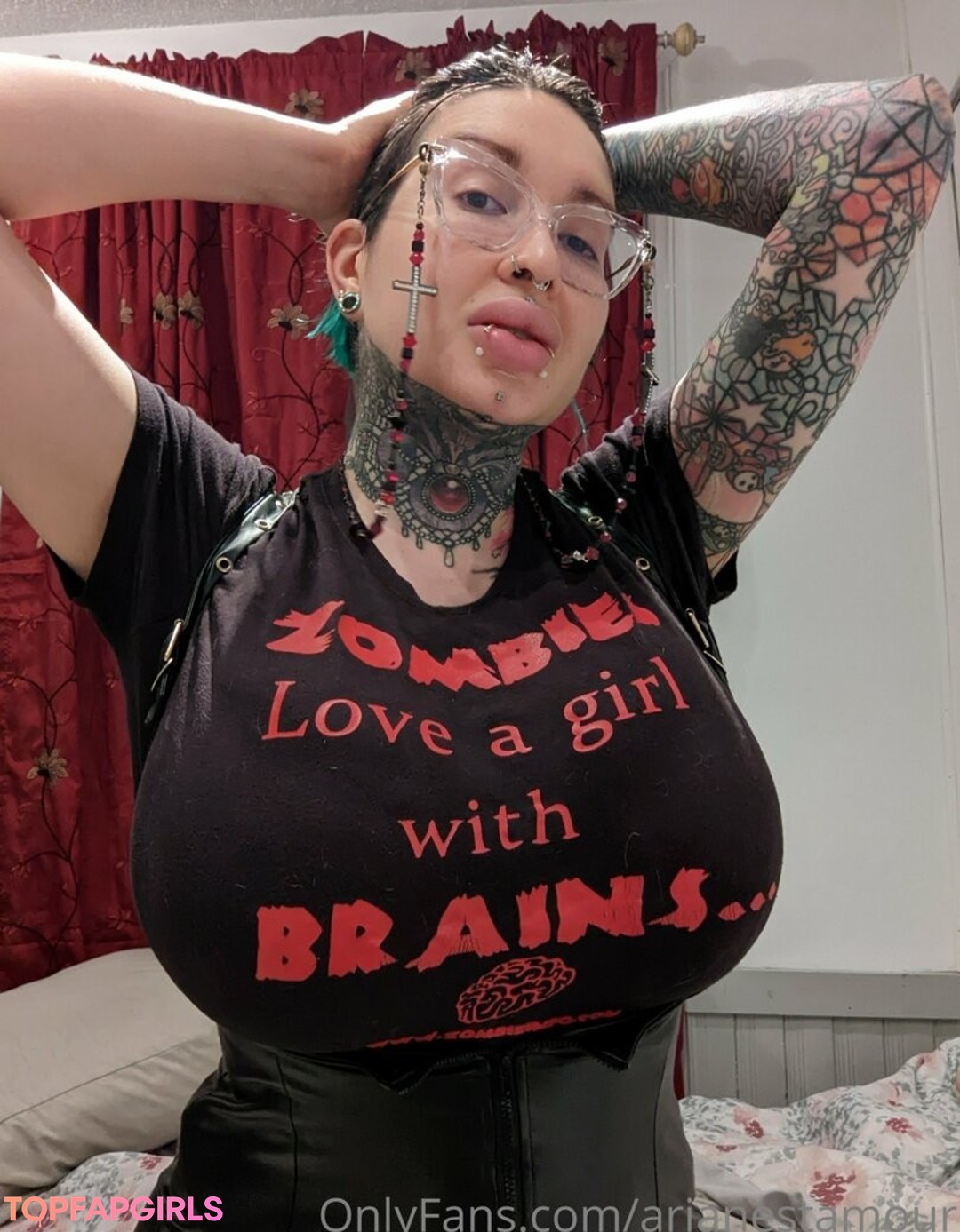 Photo nue de fuite OnlyFans de Ariane Saint Amour #2156