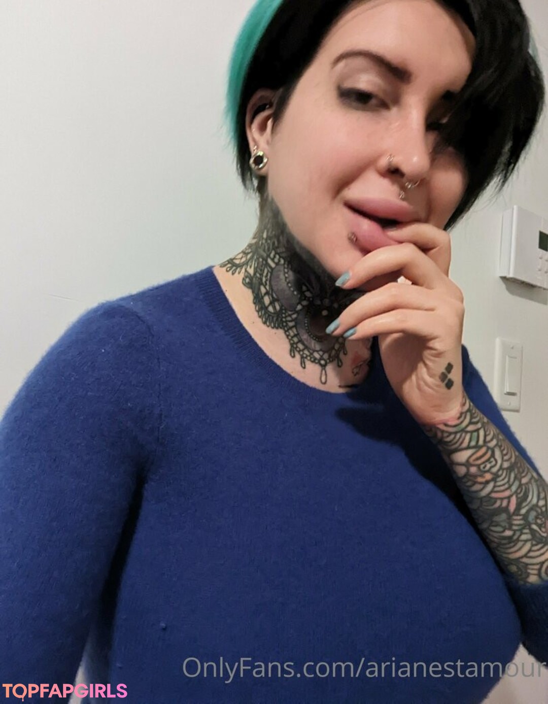 Photo nue de fuite OnlyFans de Ariane Saint Amour #2199