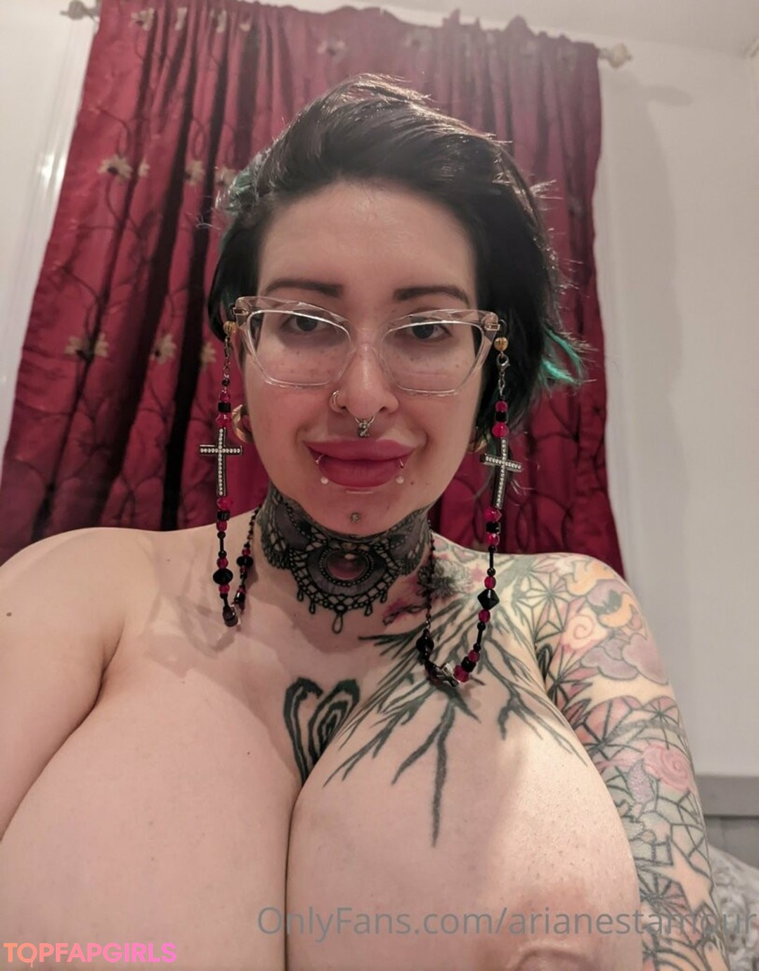 Photo nue de fuite OnlyFans de Ariane Saint Amour #2215