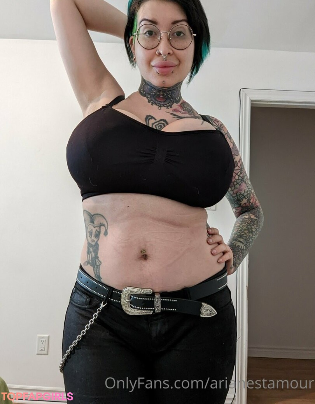 Photo nue de fuite OnlyFans de Ariane Saint Amour #2309