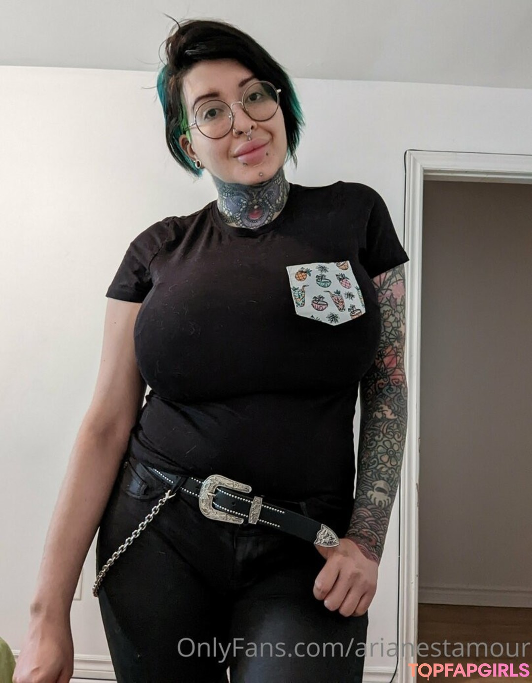 Photo nue de fuite OnlyFans de Ariane Saint Amour #2325