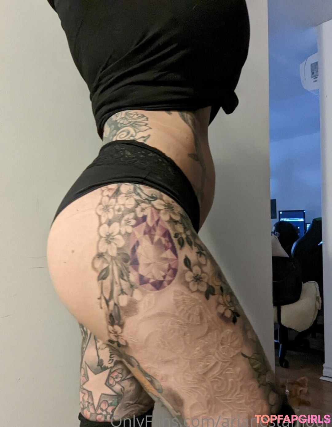 Photo nue de fuite OnlyFans de Ariane Saint Amour #2365