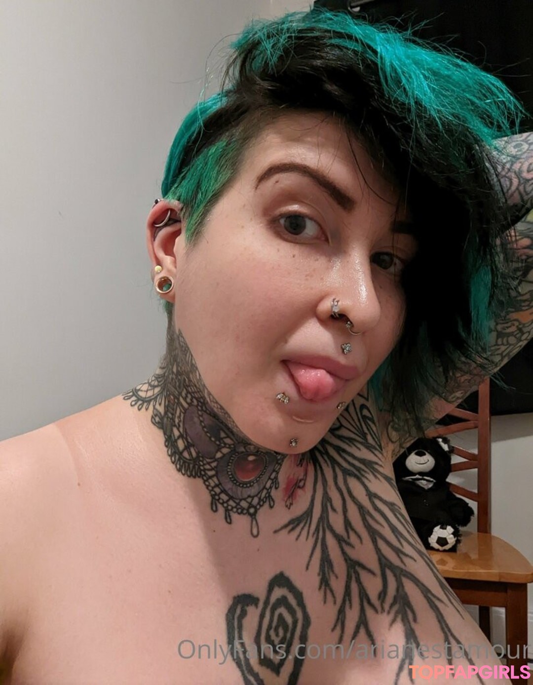 Photo nue de fuite OnlyFans de Ariane Saint Amour #2449