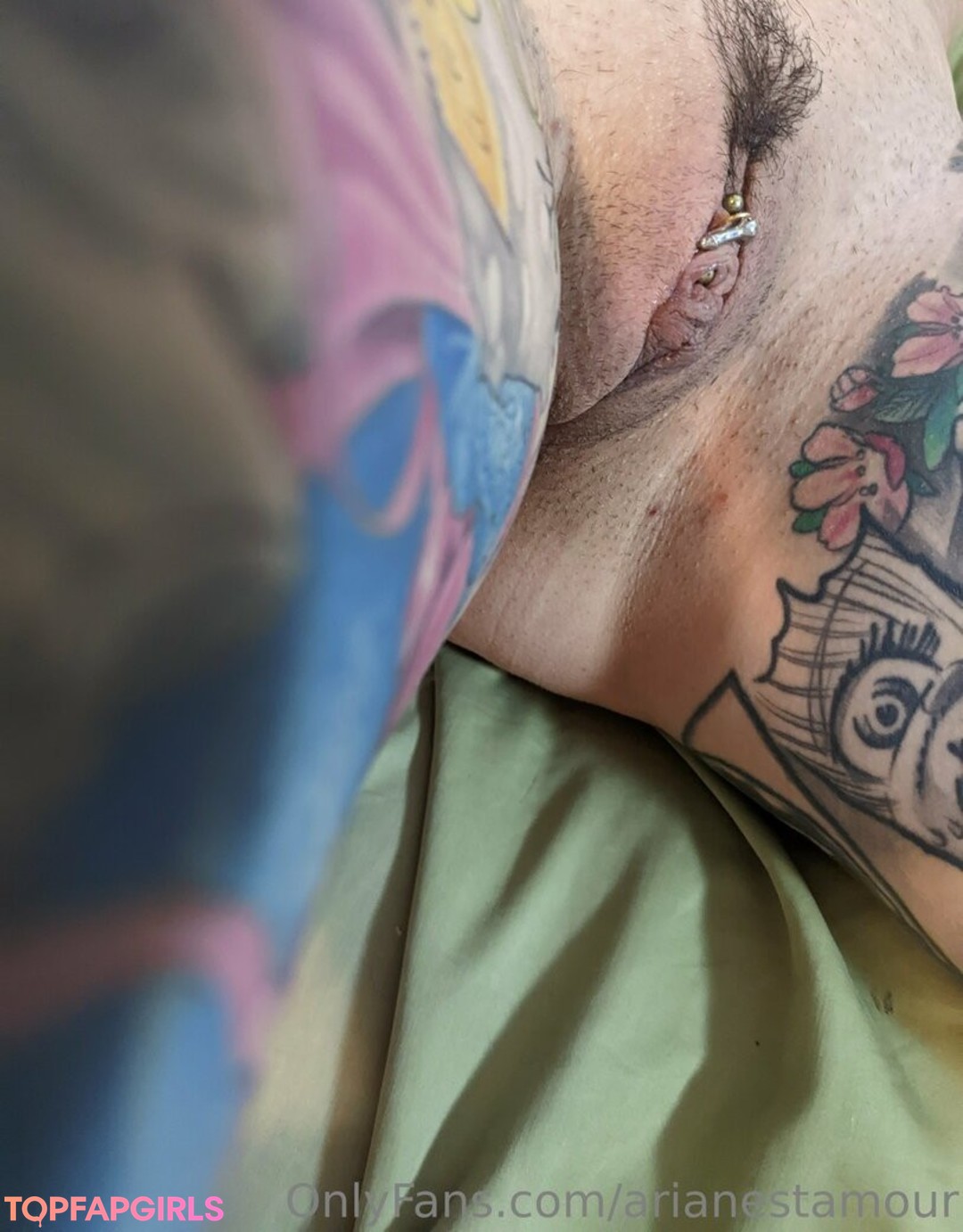 Photo nue de fuite OnlyFans de Ariane Saint Amour #2679