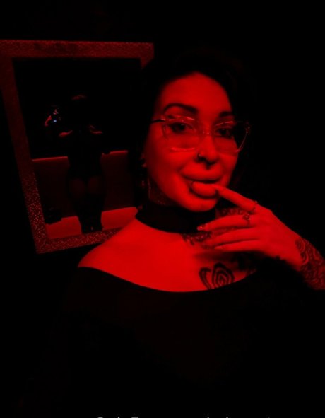 Photo nue de fuite OnlyFans de Ariane Saint Amour