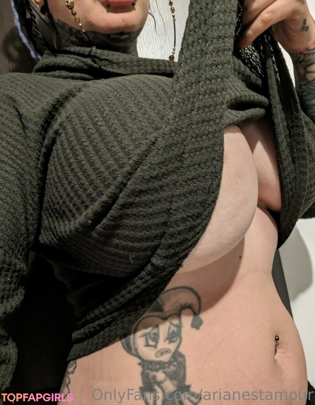 Photo nue de fuite OnlyFans de Ariane Saint Amour #3128