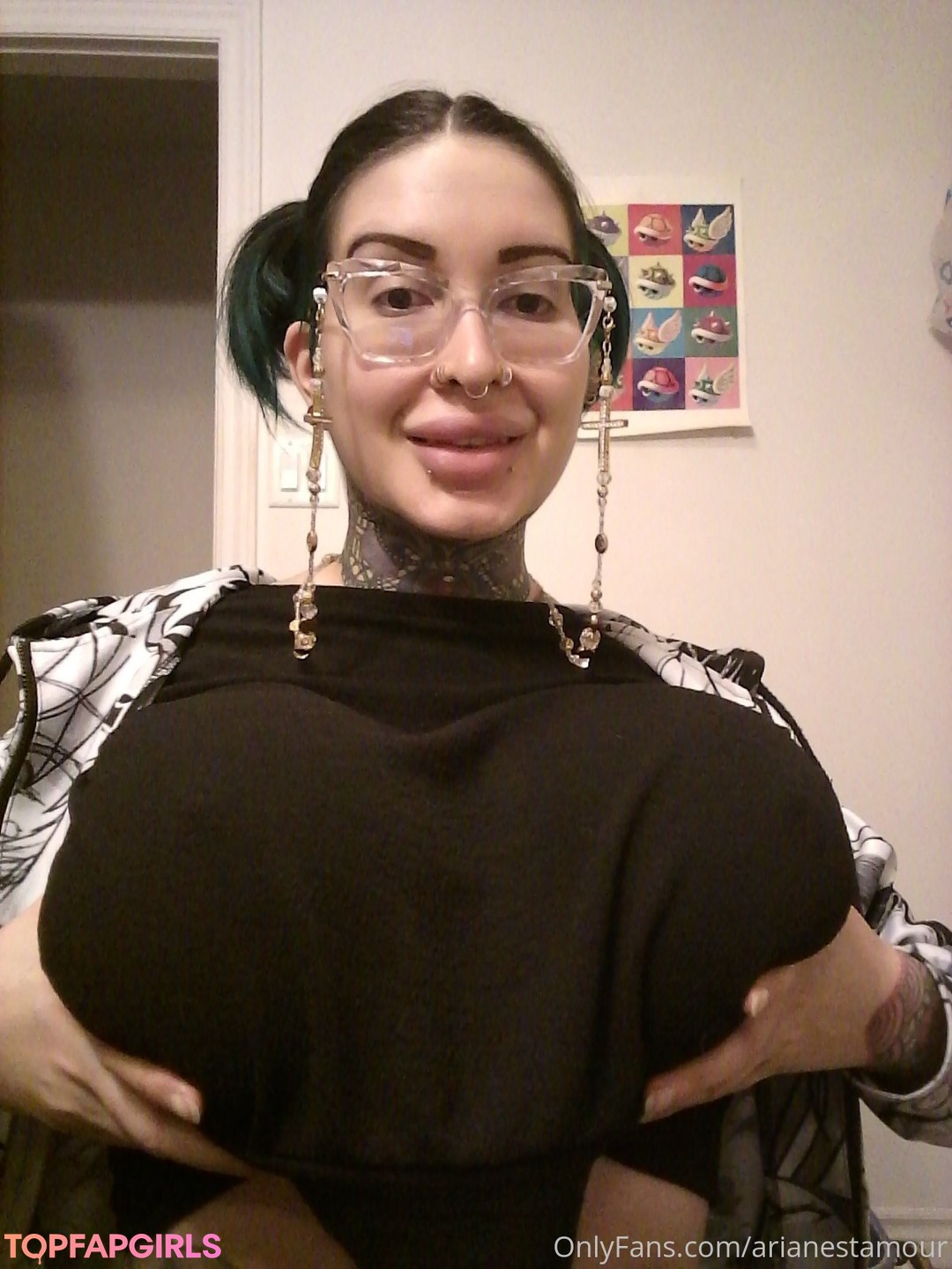 Photo nue de fuite OnlyFans de Ariane Saint Amour #313