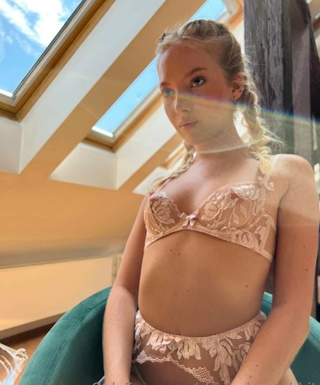 Photo nue de fuite OnlyFans de Emma White