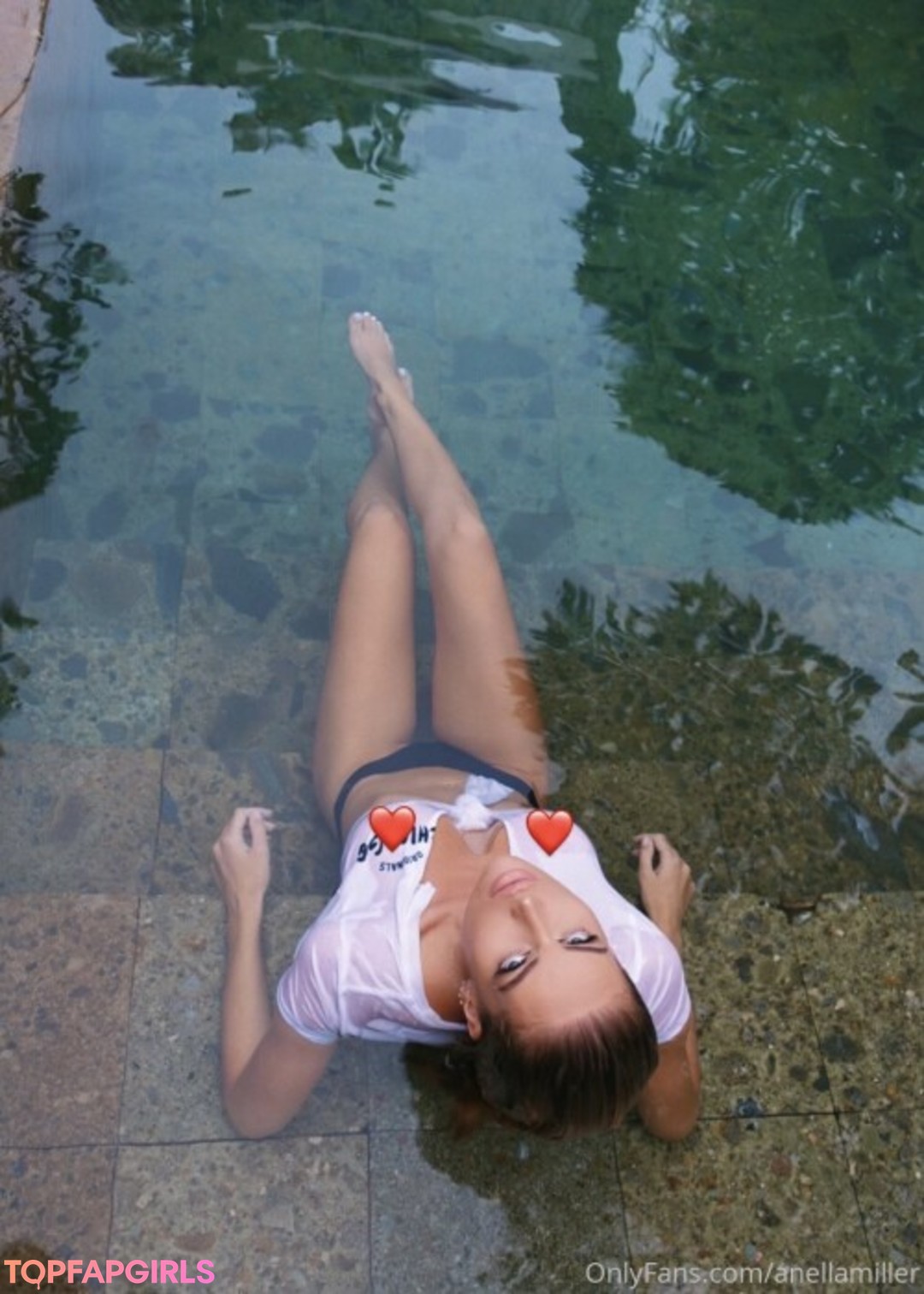 Photo nue de fuite OnlyFans de Anella Miller #5