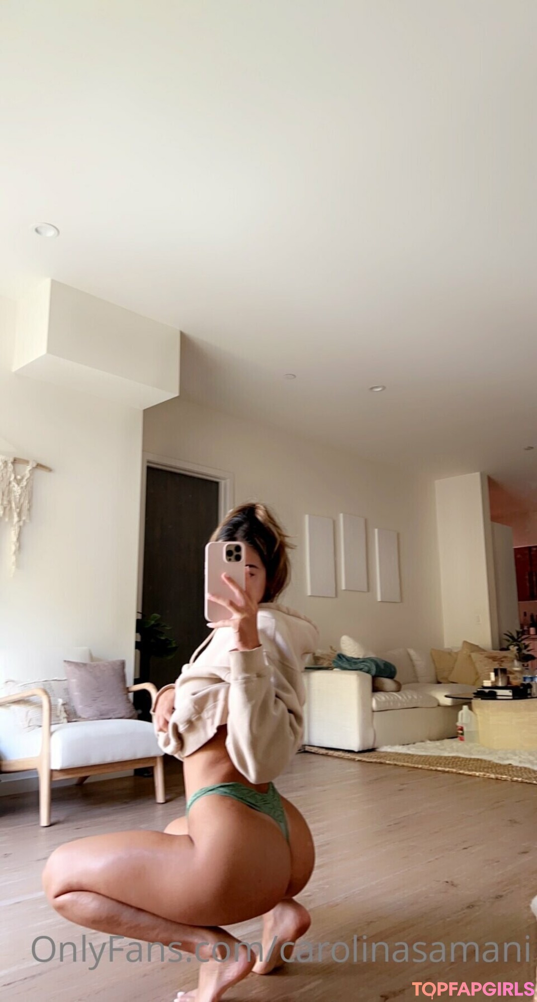 Photo nue de fuite OnlyFans de Carolina Samani #13