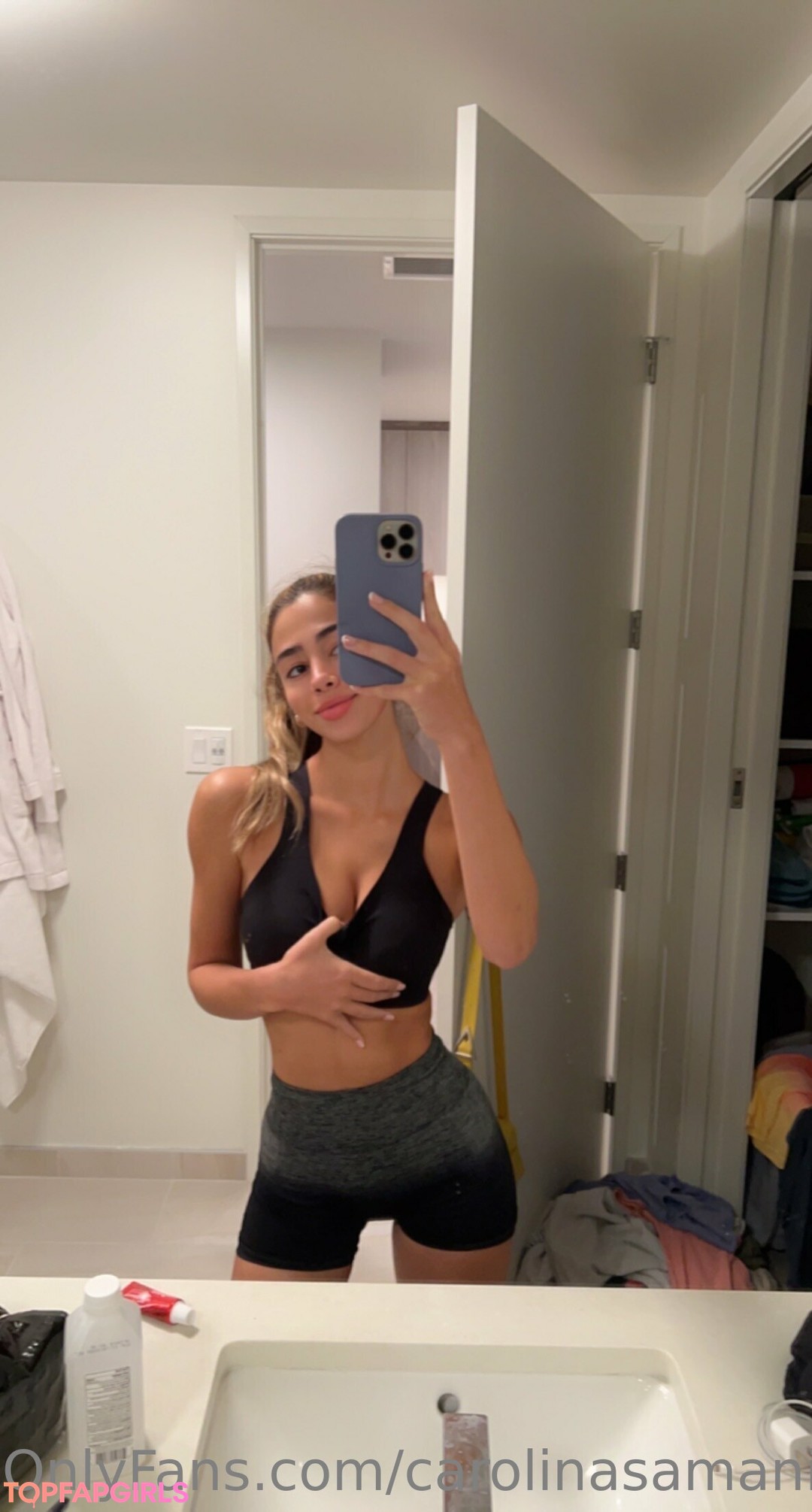 Photo nue de fuite OnlyFans de Carolina Samani #57