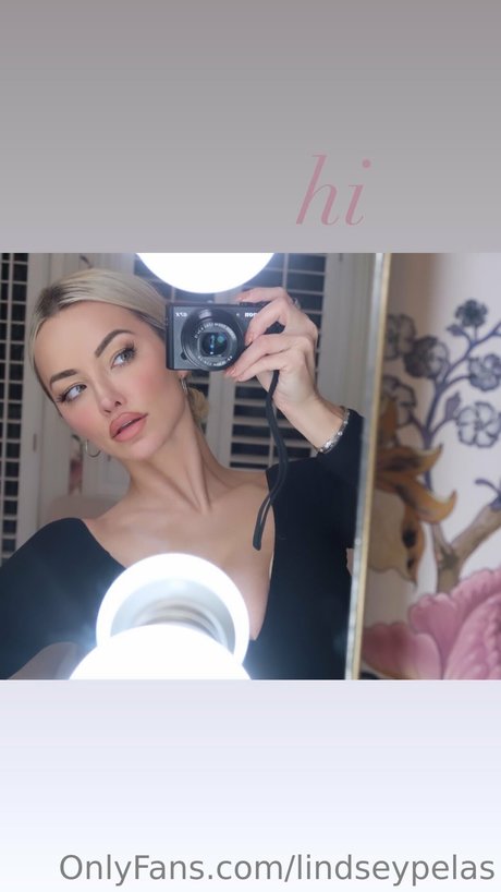Lindsey Pelas