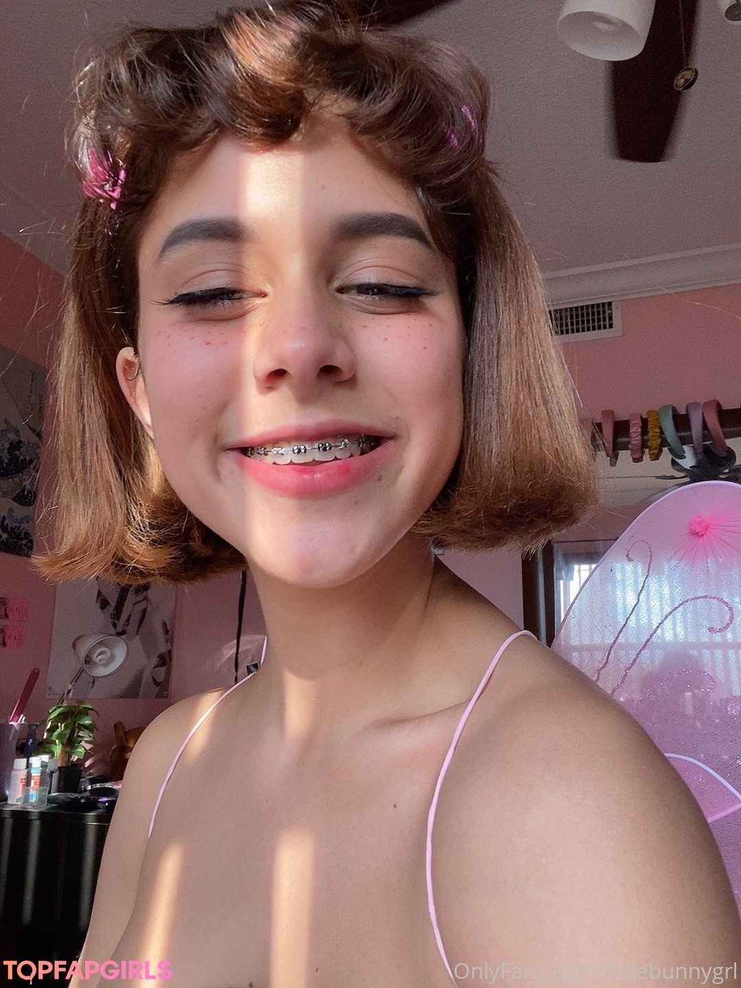 Photo nue de fuite OnlyFans de Little Bunny #270