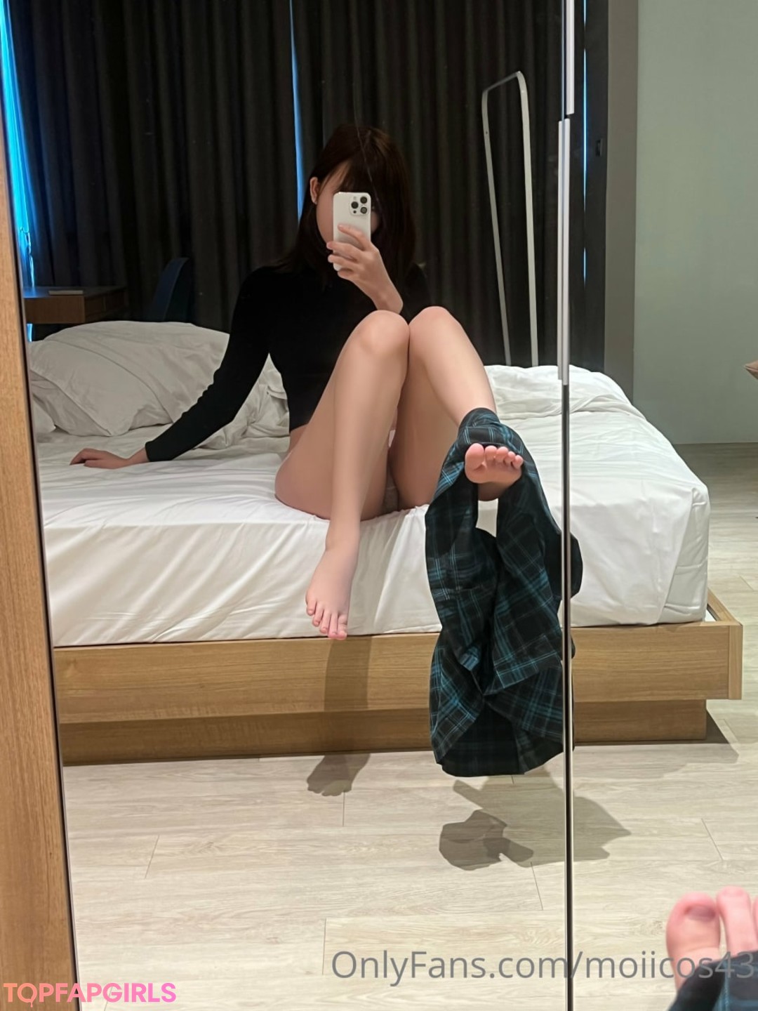 Photo nue de fuite OnlyFans de Moiicos #28