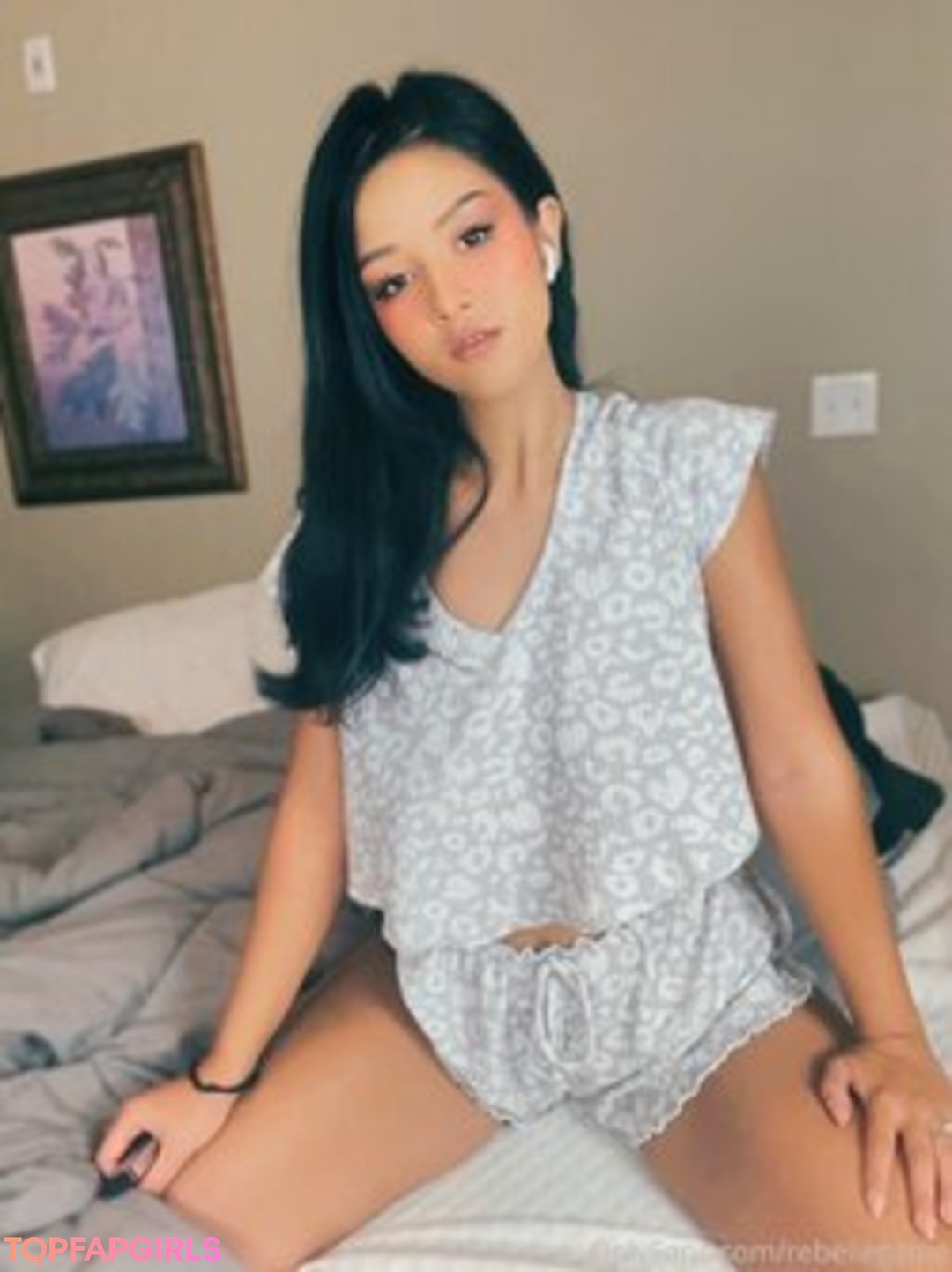 Photo nue de fuite OnlyFans de Rebelle Game #60