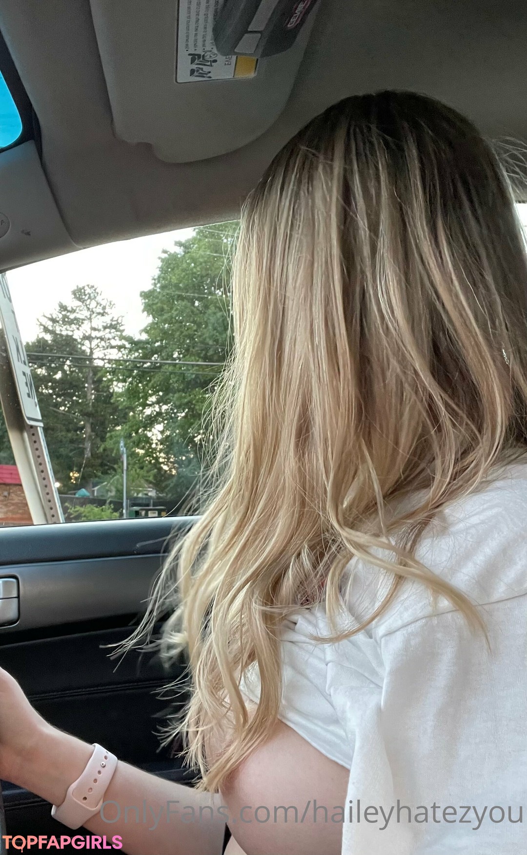 Photo nue de fuite OnlyFans de Hailey Hatez You #93