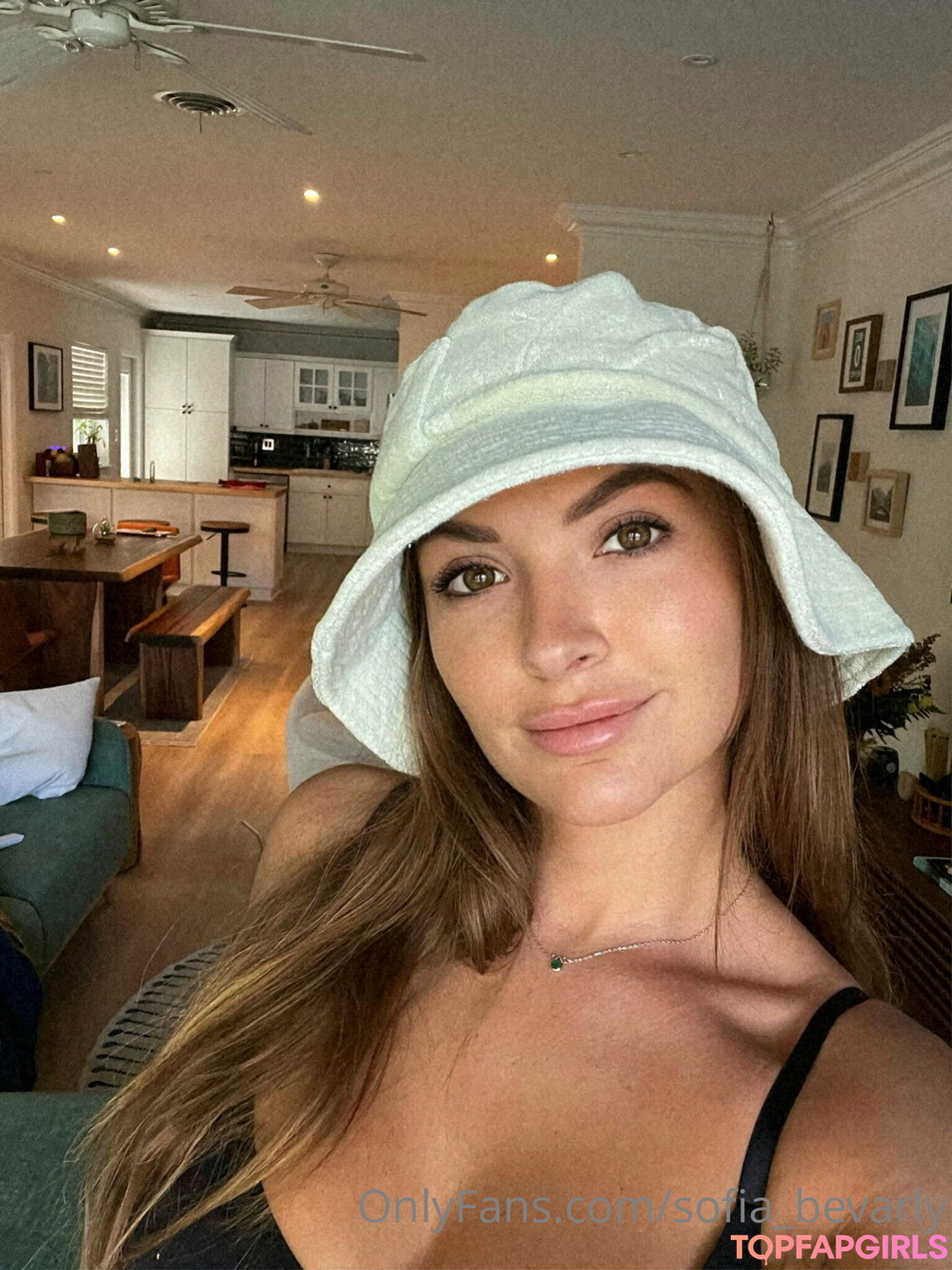 Photo nue de fuite OnlyFans de Sofia Bevarly #65