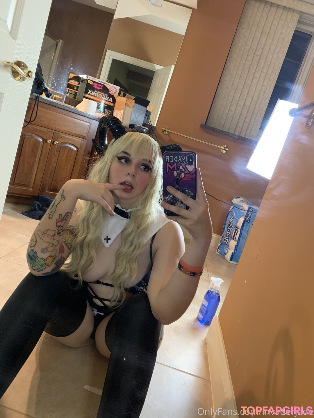 Photo nue de fuite OnlyFans de Invader Jade #190