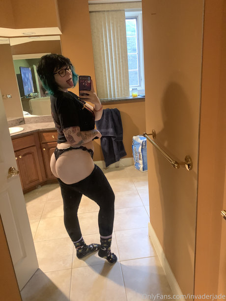 Invader jade