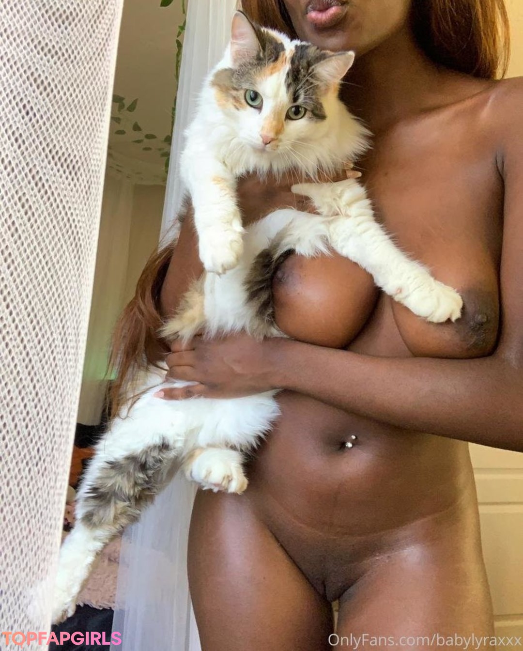 Photo nue de fuite OnlyFans de Lyra Amorr #44