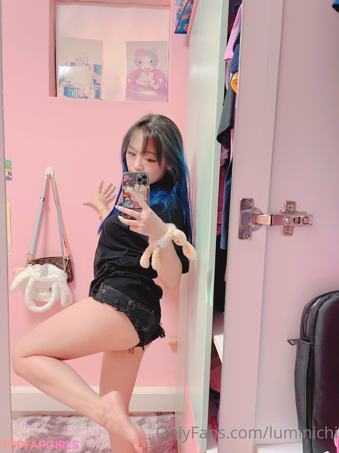 Photo nue de fuite OnlyFans de Luminichi #56
