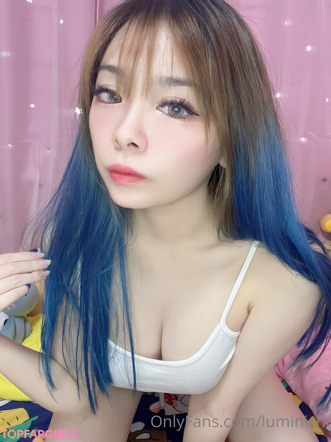 Photo nue de fuite OnlyFans de Luminichi #58