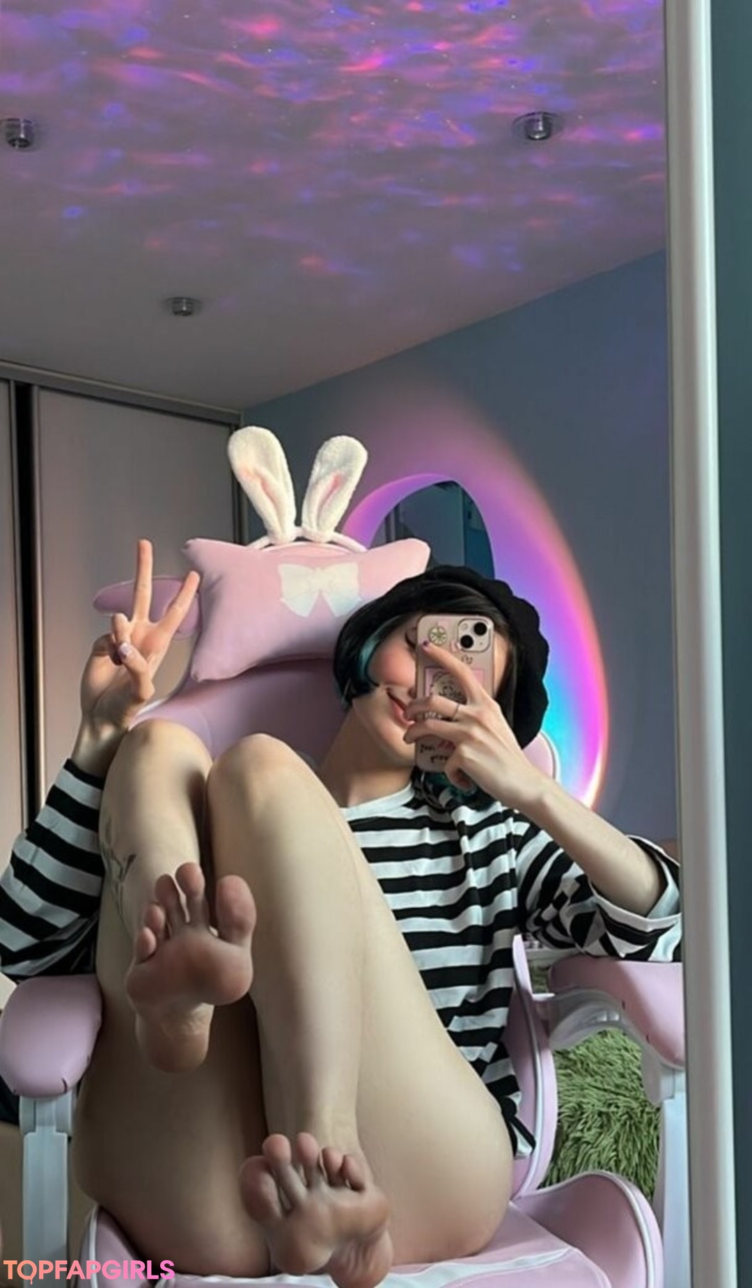 Photo nue de fuite OnlyFans de Loona #1249